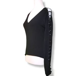 Gill Amour Creations V-neck Silver Square Studs & Cut-out Sleeves Sweater-Medium